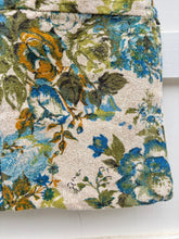 Load image into Gallery viewer, Mid Century Pillow Shell