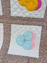 Load image into Gallery viewer, Vintage Pansy Quilt