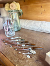 Load image into Gallery viewer, Laguiole Cheese Knife
