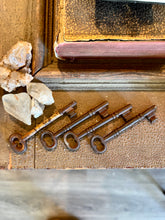 Load image into Gallery viewer, Antique Skeleton Key
