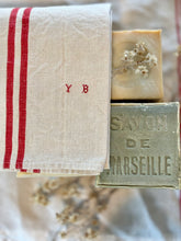 Load image into Gallery viewer, Vintage French Linen Torchon
