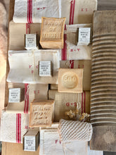 Load image into Gallery viewer, Vintage French Linen Torchon
