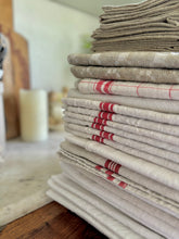 Load image into Gallery viewer, Vintage French Linen Torchon

